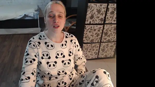 Snapshot of Sweet_hot_shrmp chatting on May 2026 12:26:02 AM Sweet hot shrmp online show from May 2026 12:26:02 AM
