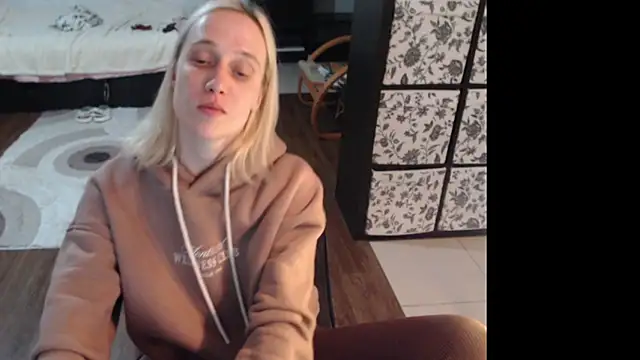 Snapshot of Sweet_hot_shrmp chatting on May 2026 12:24:01 PM Sweet hot shrmp online show from May 2026 12:24:01 PM