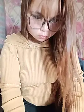 Snapshot of jas-cutle chatting on May 2026 10:18:02 PM jas-cutle online show from May 2026 10:18:02 PM