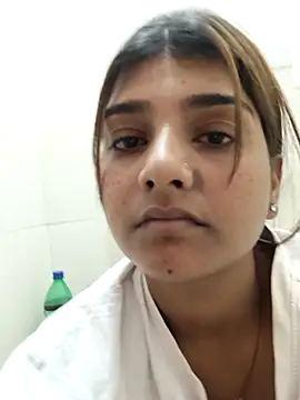   Hot  Lakshmi   online show from April 2026 04:04:02 AM