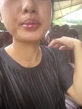 Snapshot of LINSA-0269 chatting on June 2026 05:50:02 AM LINSA-0269 online show from June 2026 05:50:02 AM