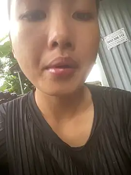Snapshot of LINSA-0269 chatting on June 2026 01:43:01 AM LINSA-0269 online show from June 2026 01:43:01 AM