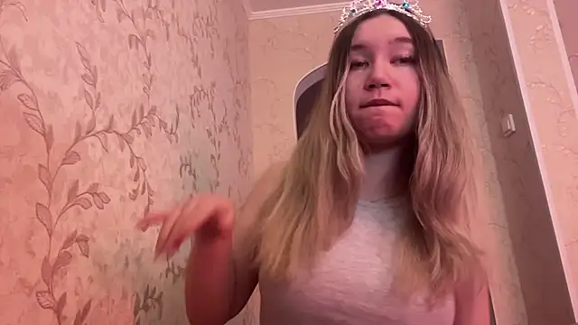 Snapshot of IreneOrbison chatting on April 2026 01:31:01 PM IreneOrbison online show from April 2026 01:31:01 PM