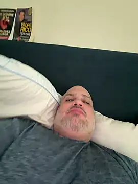 FUEGOPRIVADO online show from April 2026 04:55:01 PM