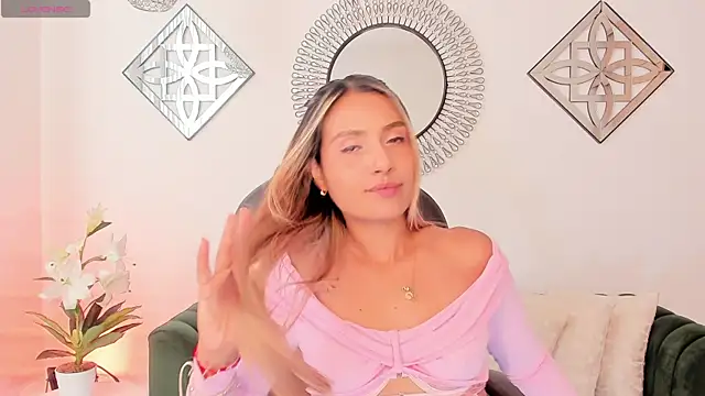 Snapshot of Asura_love chatting on March 2026 10:21:02 PM Asura love online show from March 2026 10:21:02 PM