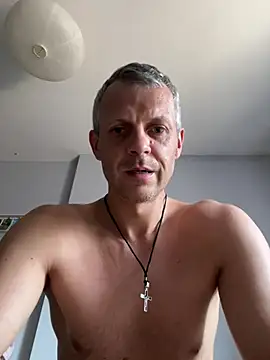 ChiefApron5 online show from August 2026 01:10:02 PM