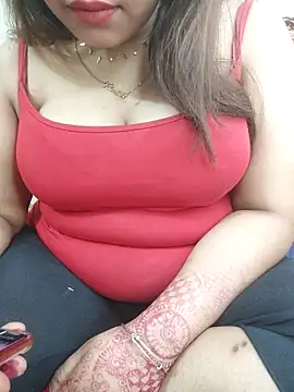 Snapshot of Your_Mommy_003 chatting on April 2026 10:42:02 PM Your Mommy 003 online show from April 2026 10:42:02 PM