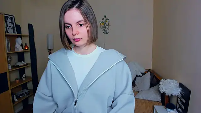 AnnaSchroen online show from April 2026 07:15:02 AM