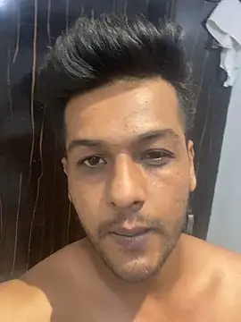 Snapshot of PremiumMen01 chatting on March 2026 09:27:02 PM PremiumMen01 online show from March 2026 09:27:02 PM