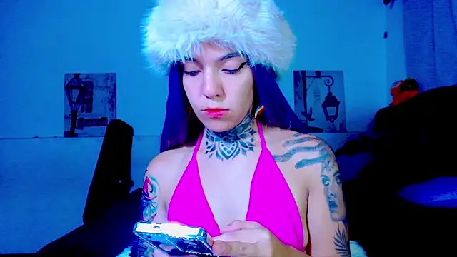 LannieGonzales online show from May 2026 01:17:01 PM