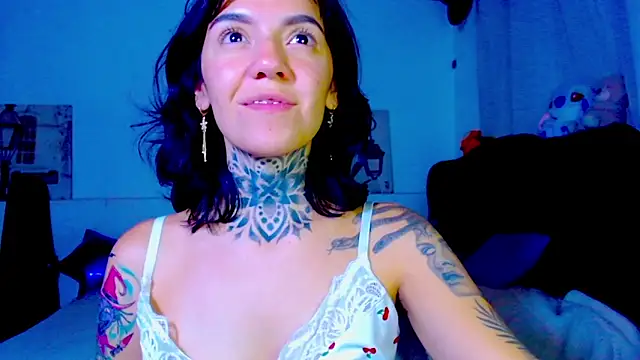 LannieGonzales online show from May 2026 02:29:01 AM