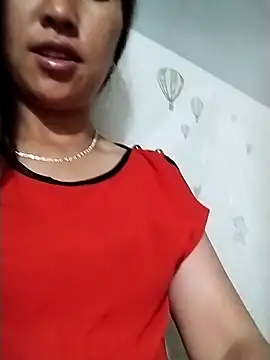 Snapshot of Lisa-aa chatting on May 2026 10:29:01 PM Lisa-aa online show from May 2026 10:29:01 PM