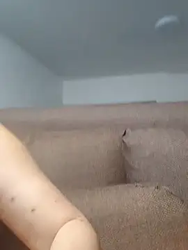 XRasee online show from April 2026 03:20:02 PM