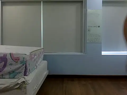 lefleur1986 online show from April 2026 03:30:02 AM