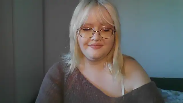 Snapshot of Elayne_Sweet chatting on May 2026 06:08:01 AM Elayne Sweet online show from May 2026 06:08:01 AM