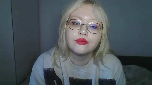 Snapshot of Elayne_Sweet chatting on May 2026 06:11:01 AM Elayne Sweet online show from May 2026 06:11:01 AM