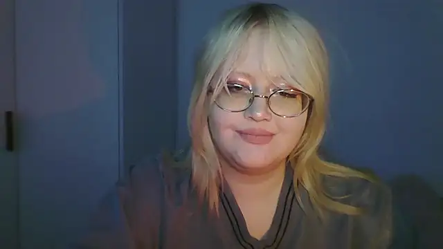 Snapshot of Elayne_Sweet chatting on May 2026 06:11:02 AM Elayne Sweet online show from May 2026 06:11:02 AM