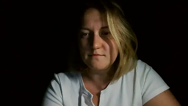 TinaKittyX online show from June 2026 08:03:01 PM