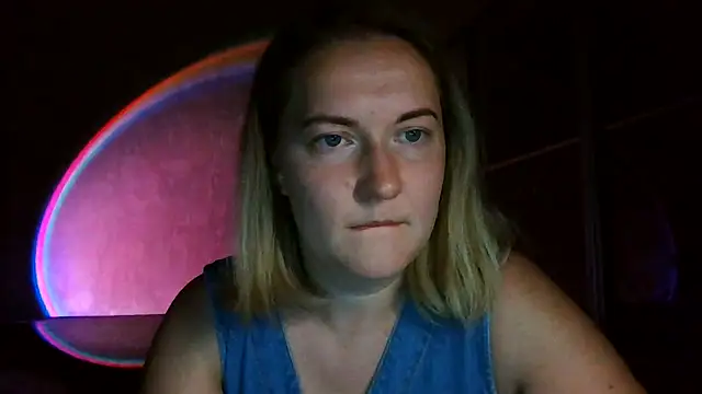TinaKittyX online show from July 2026 08:44:01 PM