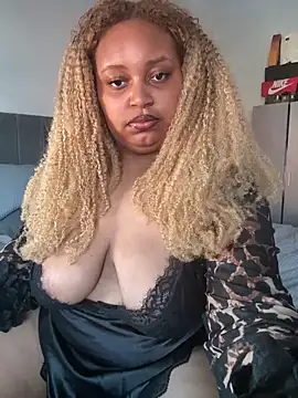 zahiraax online show from April 2026 03:45:01 PM