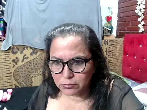 Snapshot of kristalmarelyn chatting on April 2026 01:41:02 PM kristalmarelyn online show from April 2026 01:41:02 PM