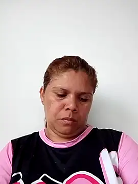 Snapshot of Zafiro_MD chatting on May 2026 01:06:01 PM Zafiro MD online show from May 2026 01:06:01 PM