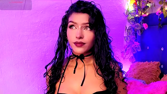 Snapshot of Alisse_Storm chatting on May 2026 03:46:02 AM Alisse Storm online show from May 2026 03:46:02 AM