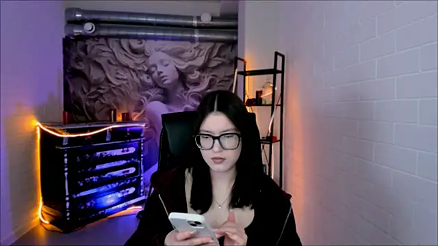 JennyGibson online show from April 2026 05:07:02 AM