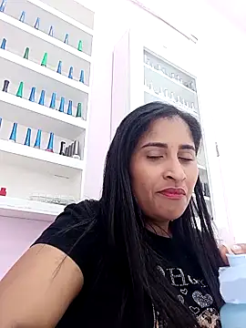 Snapshot of SofiaMendez1_ chatting on April 2026 03:20:02 PM SofiaMendez1 online show from April 2026 03:20:02 PM