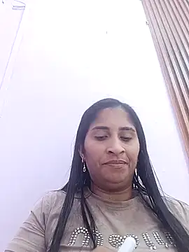 Snapshot of SofiaMendez1_ chatting on April 2026 08:31:01 PM SofiaMendez1 online show from April 2026 08:31:01 PM