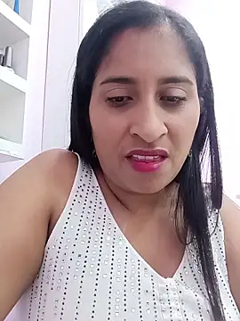 Snapshot of SofiaMendez1_ chatting on April 2026 08:57:02 PM SofiaMendez1 online show from April 2026 08:57:02 PM