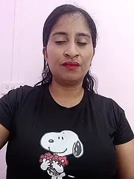 Snapshot of SofiaMendez1_ chatting on May 2026 06:13:01 PM SofiaMendez1 online show from May 2026 06:13:01 PM