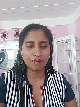 Snapshot of SofiaMendez1_ chatting on May 2026 02:58:01 PM SofiaMendez1 online show from May 2026 02:58:01 PM