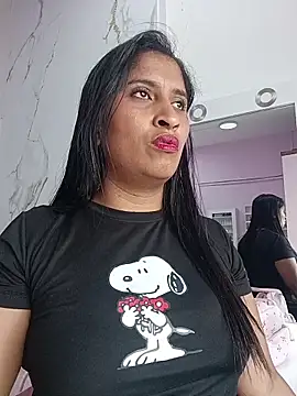 Snapshot of SofiaMendez1_ chatting on May 2026 04:13:01 PM SofiaMendez1 online show from May 2026 04:13:01 PM