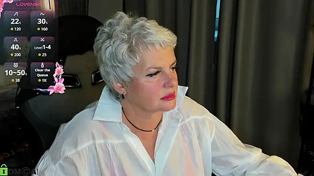 Snapshot of Linda_Zef1r chatting on May 2026 09:27:02 AM Linda Zef1r online show from May 2026 09:27:02 AM