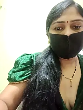 Snapshot of Pinki-girl chatting on May 2026 06:32:03 AM Pinki-girl online show from May 2026 06:32:03 AM