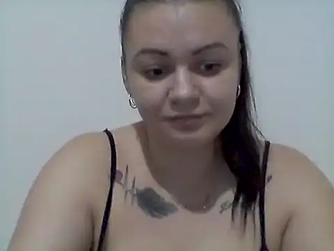 Snapshot of Daria1997 chatting on April 2026 07:58:02 PM Daria1997 online show from April 2026 07:58:02 PM