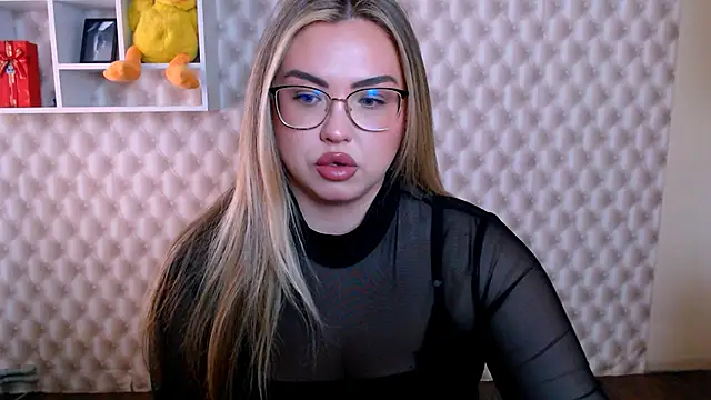AminaSoul  online show from May 2026 07:15:02 AM