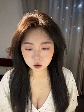 Snapshot of ooooBaby129 chatting on April 2026 08:28:02 AM ooooBaby129 online show from April 2026 08:28:02 AM