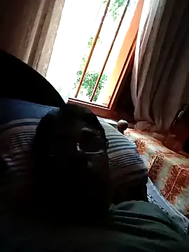 SLShan11 online show from April 2026 05:03:01 AM