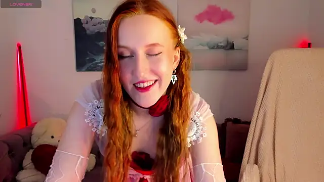 Snapshot of EvaBellea chatting on May 2026 01:40:01 PM EvaBellea online show from May 2026 01:40:01 PM