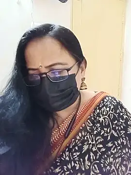 Snapshot of monisha_cam chatting on June 2026 07:27:01 PM monisha cam online show from June 2026 07:27:01 PM