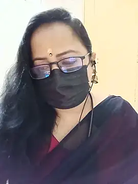 Snapshot of monisha_cam chatting on June 2026 04:18:02 PM monisha cam online show from June 2026 04:18:02 PM