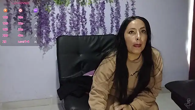 mmDanielamm online show from May 2026 01:20:02 PM
