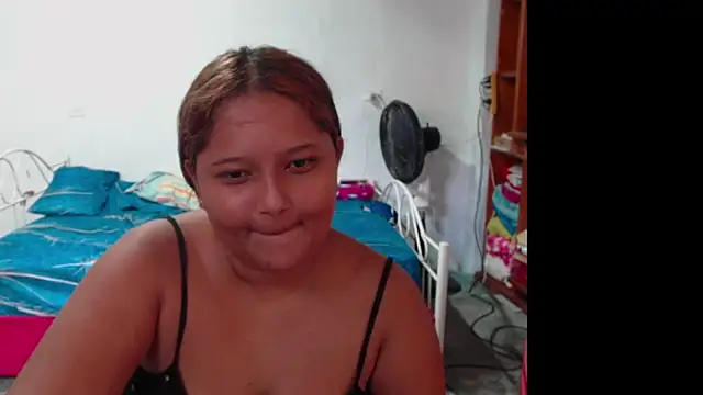 Snapshot of Bombisexwillcar81 chatting on June 2026 04:09:01 PM Bombisexwillcar81 online show from June 2026 04:09:01 PM