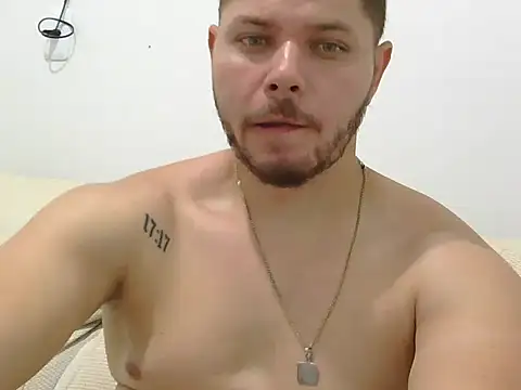 ggbigidick22 online show from April 2026 09:01:02 PM