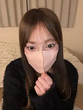 liz 05 online show from April 2026 12:36:01 PM