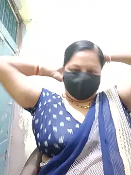 Snapshot of PINKI_024 chatting on May 2026 05:35:01 AM PINKI 024 online show from May 2026 05:35:01 AM