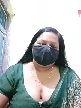 Snapshot of PINKI_024 chatting on May 2026 03:11:02 AM PINKI 024 online show from May 2026 03:11:02 AM