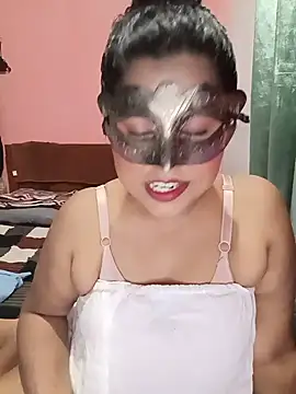 Maskedcurves online show from June 2026 05:39:02 PM